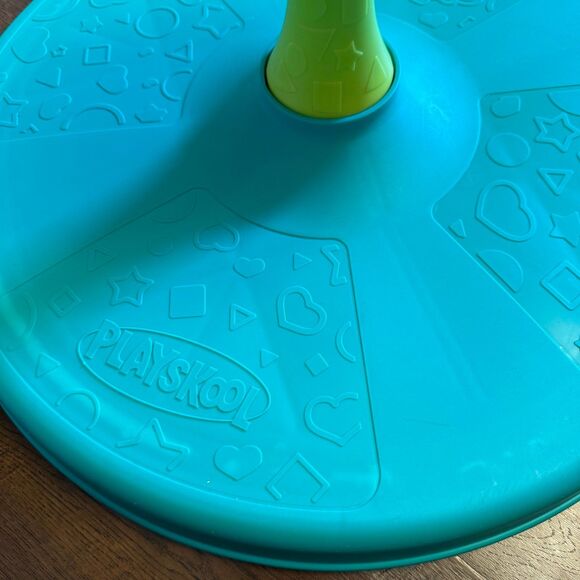 Classic Playskool Sit ‘n Spin - toddler indoor fun toy - Picture 2 of 4